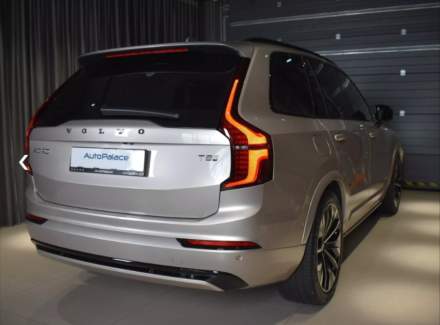 Volvo - XC90