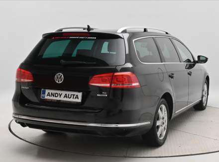 Volkswagen - Passat