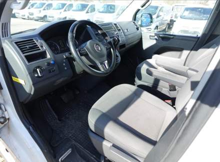 Volkswagen - Caravelle