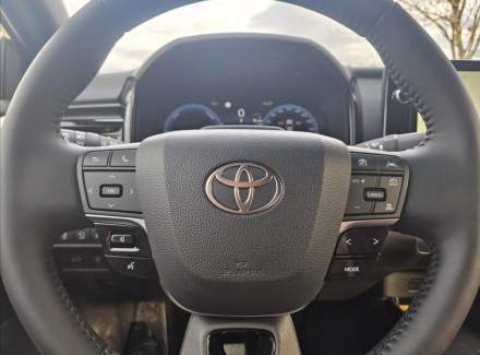 Toyota - Camry