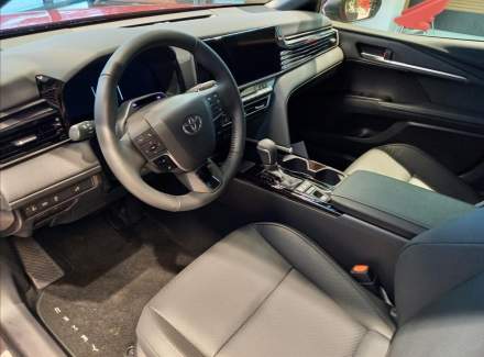 Toyota - Camry