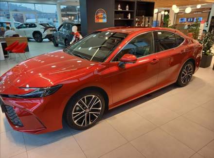 Toyota - Camry