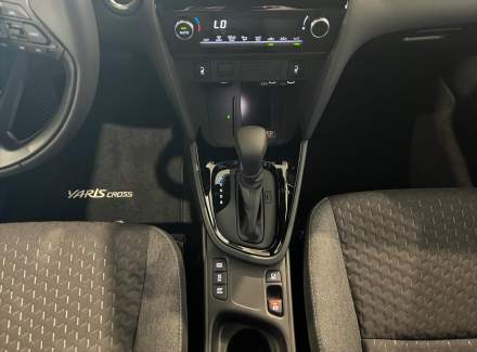 Toyota - Yaris Cross