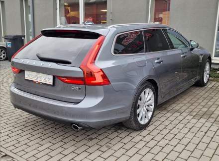 Volvo - V90