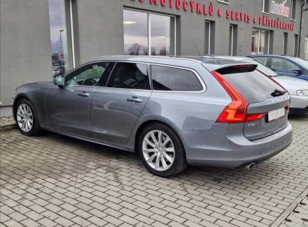 Volvo - V90