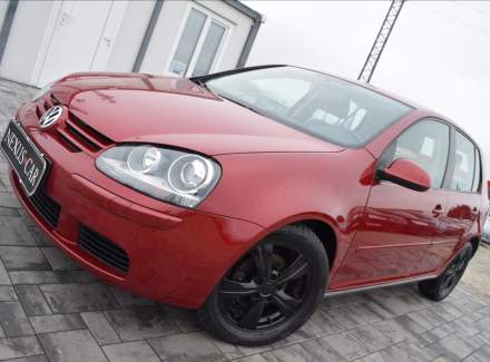 Volkswagen - Golf