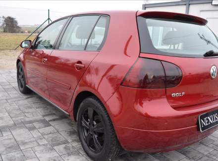 Volkswagen - Golf