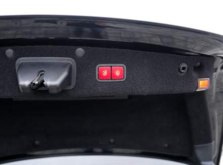 Mercedes-Benz - S-class