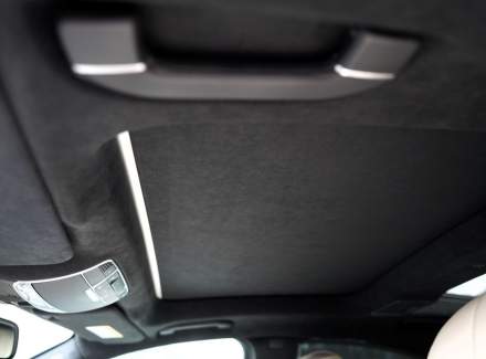 Mercedes-Benz - S-class