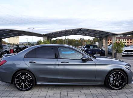 Mercedes-Benz - C-class