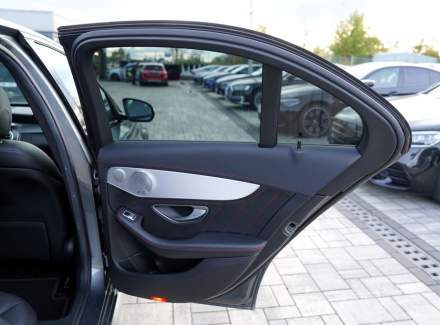 Mercedes-Benz - C-class