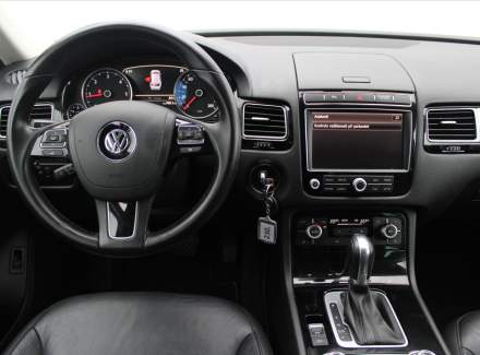 Volkswagen - Touareg