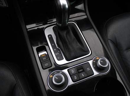 Volkswagen - Touareg