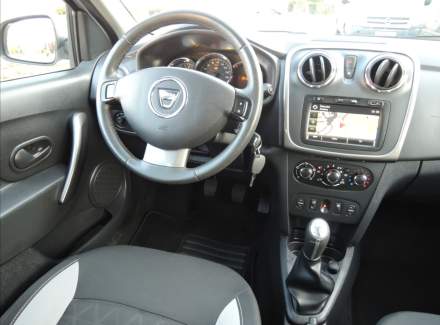 Dacia - Sandero