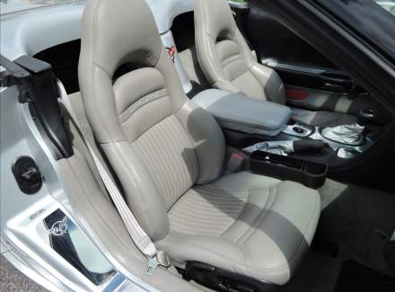 Chevrolet - Corvette