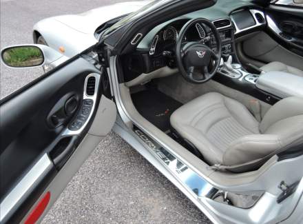 Chevrolet - Corvette