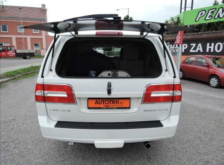 Lincoln - Navigator