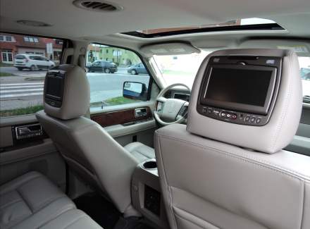 Lincoln - Navigator