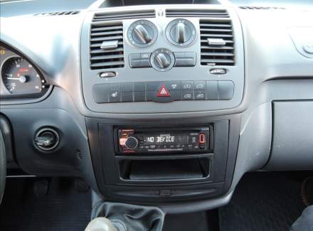 Mercedes-Benz - Vito