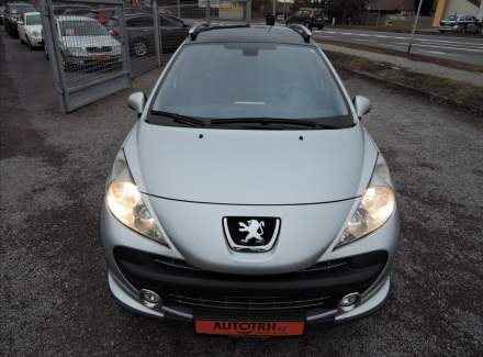 Peugeot - 207