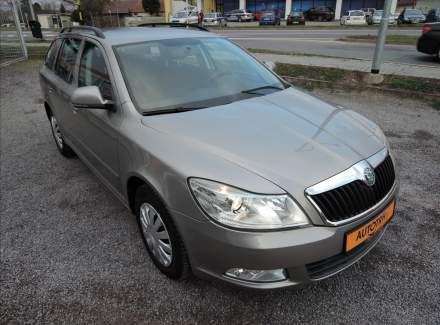 Škoda - Octavia