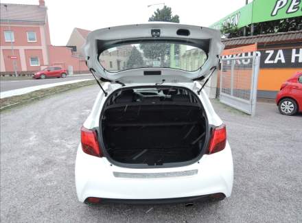 Toyota - Yaris