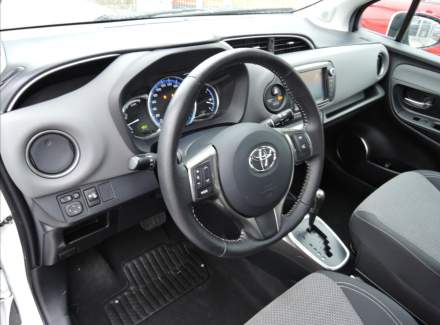 Toyota - Yaris
