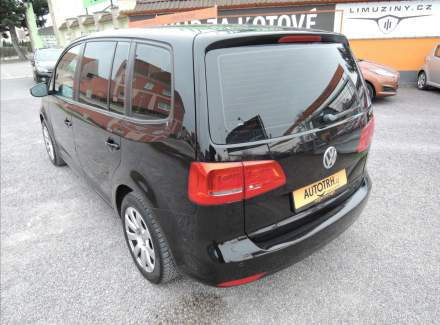 Volkswagen - Touran