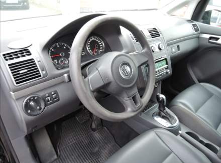 Volkswagen - Touran