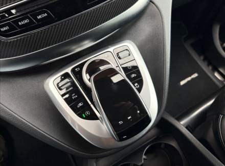 Mercedes-Benz - V-class