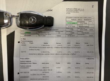 Mercedes-Benz - V-class