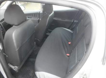 Peugeot - 207