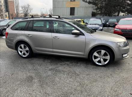 Škoda - Octavia