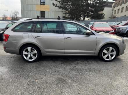 Škoda - Octavia