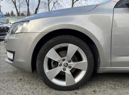 Škoda - Octavia