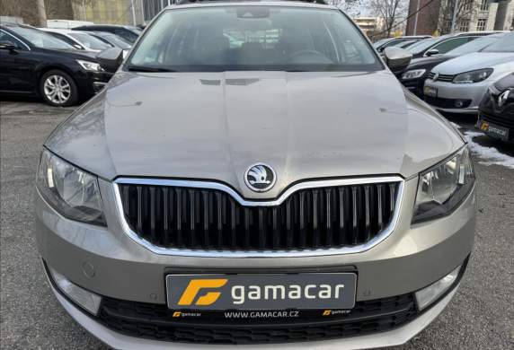 Škoda - Octavia
