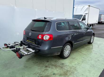 Volkswagen - Passat