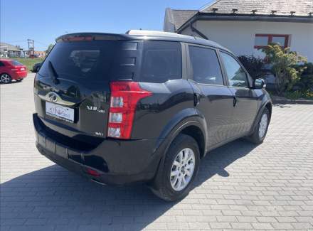 Mahindra - XUV500