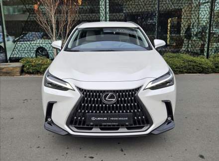 Lexus - NX