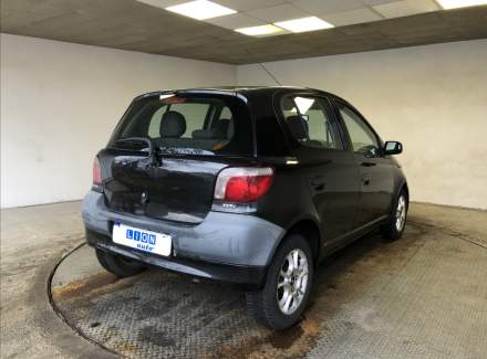 Toyota - Yaris