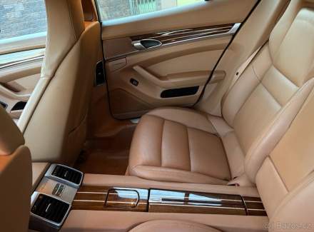 Porsche - Panamera