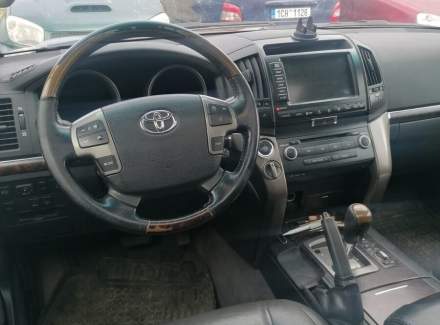 Toyota - Land Cruiser