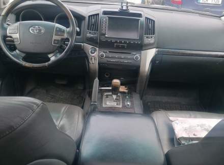 Toyota - Land Cruiser