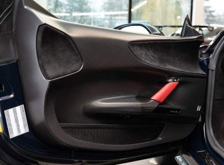 Ferrari - SF90 Stradale