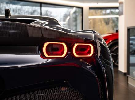 Ferrari - SF90 Stradale