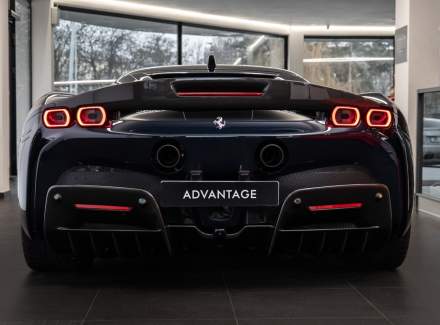 Ferrari - SF90 Stradale