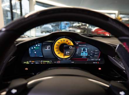 Ferrari - SF90 Stradale