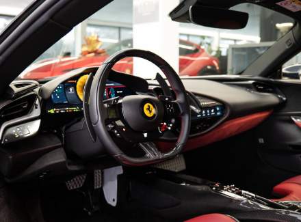Ferrari - SF90 Stradale