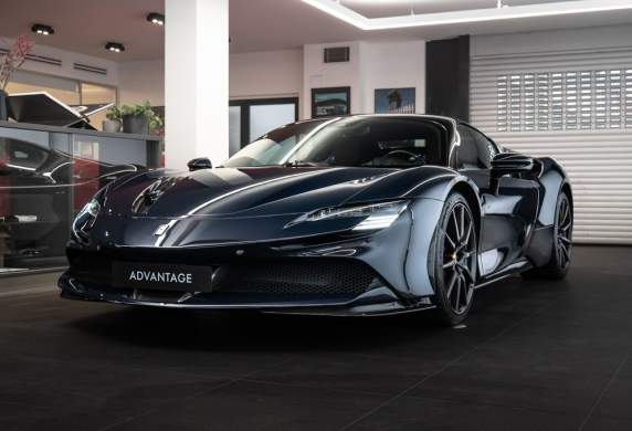 Ferrari - SF90 Stradale