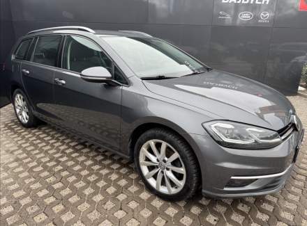 Volkswagen - Golf